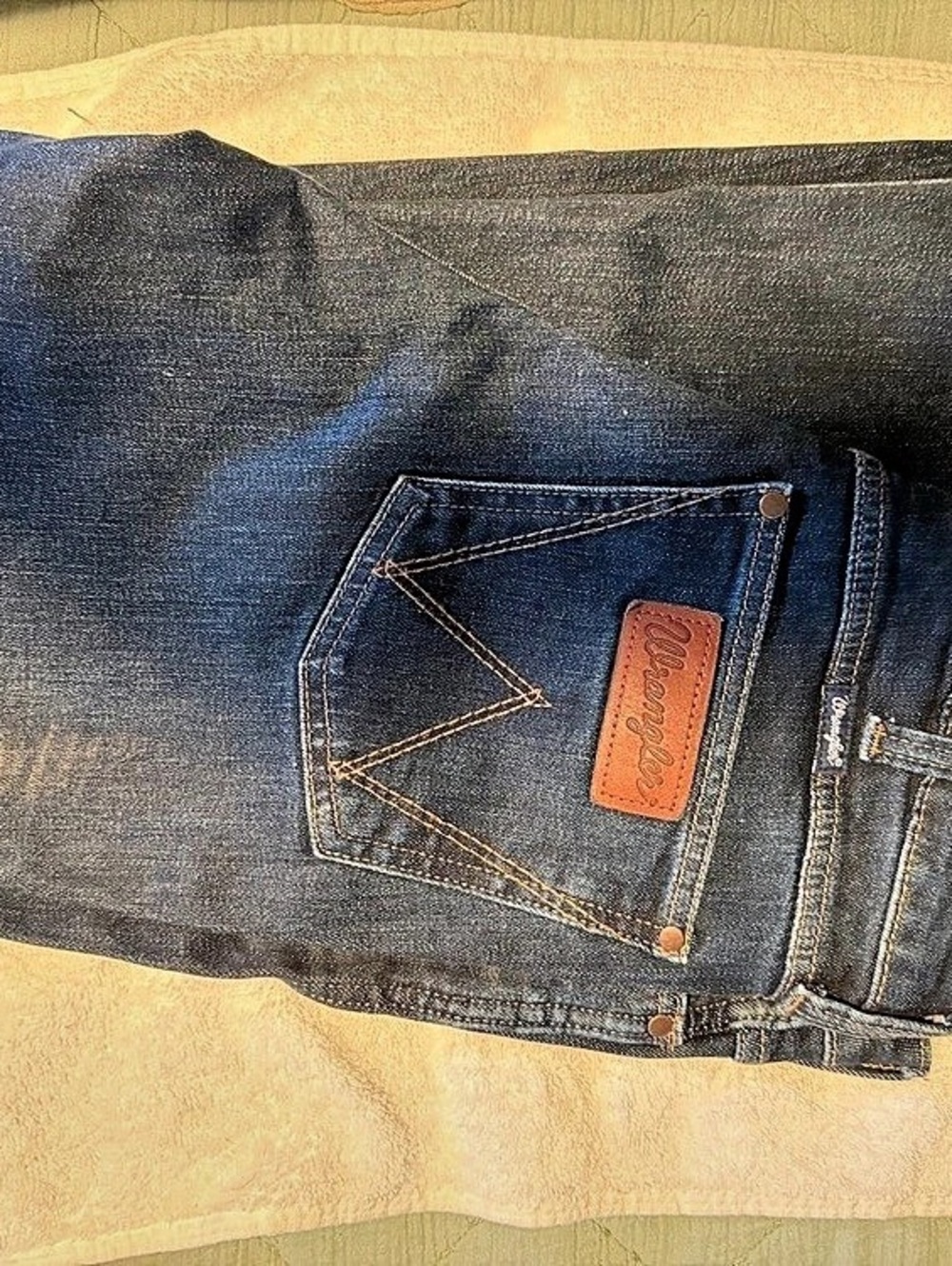 Women’s Wrangler Retro Bailey High Rise Trouser Jean Boot Cut Jeans in Blue